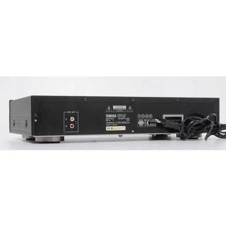 YAMAHA CDX-480 FIRMOWY ODTWARZACZ CD PILOT !
