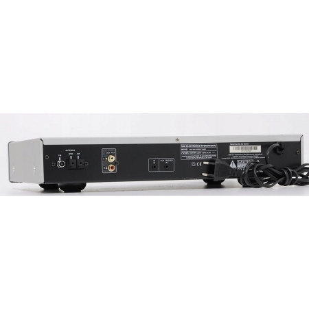 NAD C422 ZNAKOMITY TUNER RADIOWY Z RDS