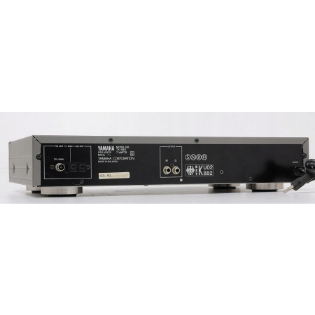 YAMAHA TX-480 FIRMOWY TUNER RADIOWY !