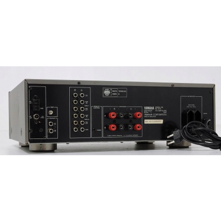 YAMAHA RX-570 ZNAKOMITY AMPLITUNER STEREO !