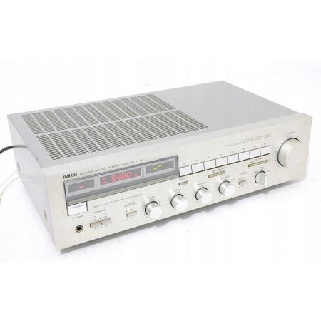YAMAHA R-3 MARKOWY AMPLITUNER STEREO !