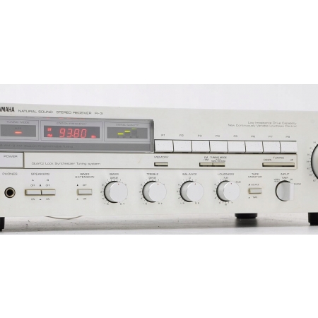 YAMAHA R-3 MARKOWY AMPLITUNER STEREO !