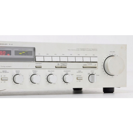 YAMAHA R-3 MARKOWY AMPLITUNER STEREO !