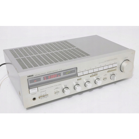 YAMAHA R-3 MARKOWY AMPLITUNER STEREO !