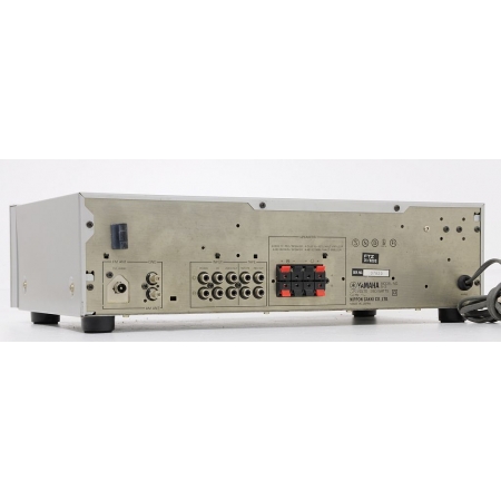 YAMAHA R-3 MARKOWY AMPLITUNER STEREO !