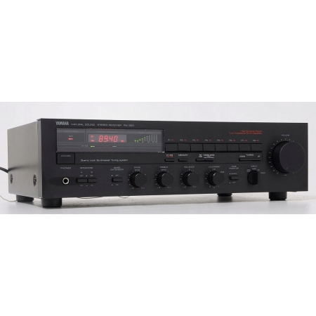 YAMAHA RX-300 MARKOWY AMPLITUNER STEREO !