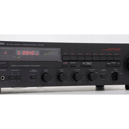 YAMAHA RX-300 MARKOWY AMPLITUNER STEREO !