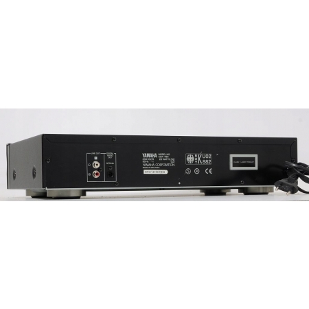YAMAHA CDX-493 FIRMOWY ODTWARZACZ CD !