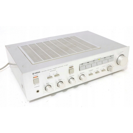 YAMAHA A-500 FIRMOWY WZMACNIACZ STEREO - USZKODZONY !